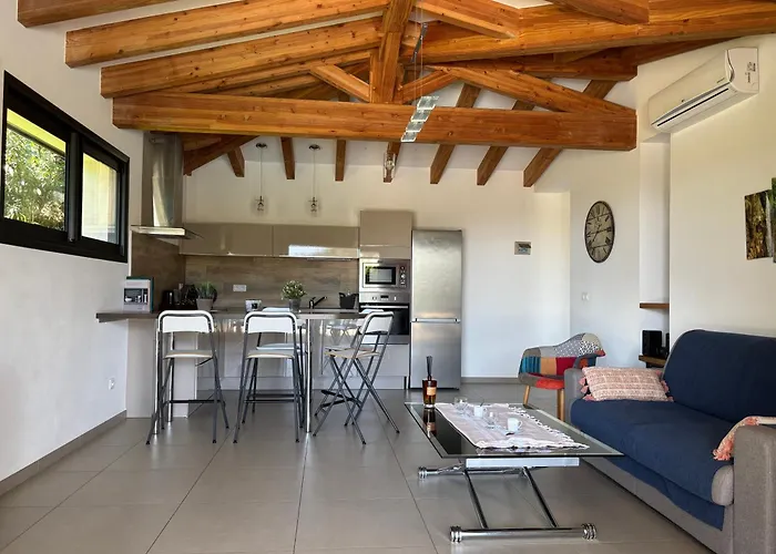 Giulia * Porto-Vecchio (Corsica)